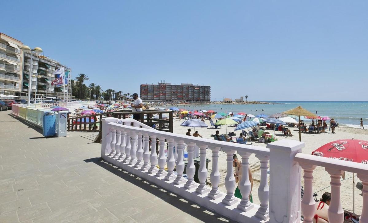 Playa Los Loco 또레비에하 외부 사진