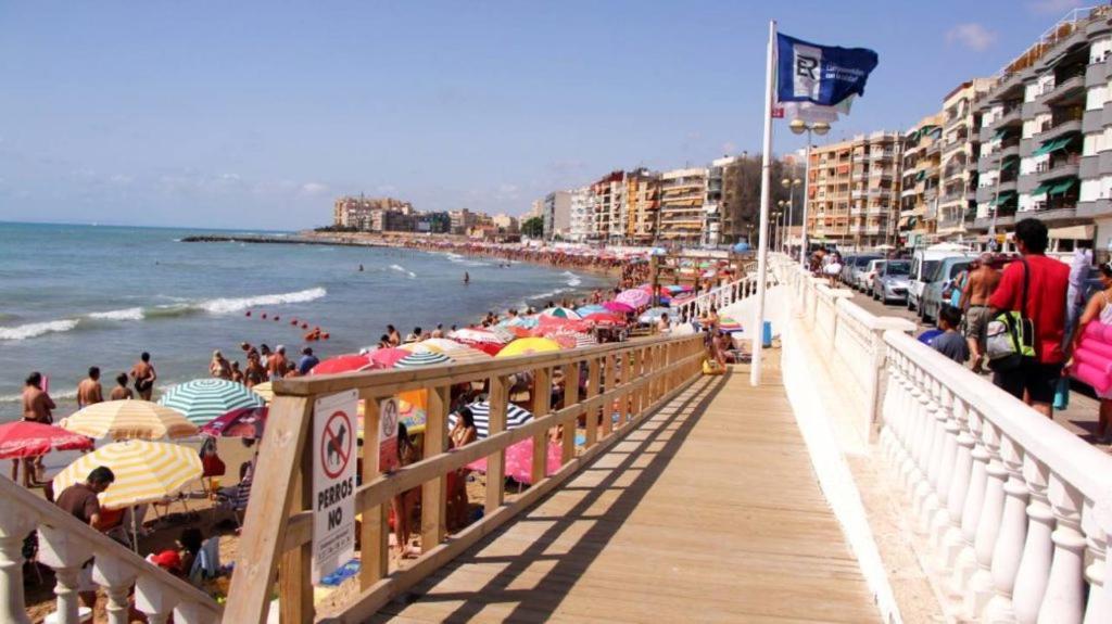 Playa Los Loco 또레비에하 외부 사진